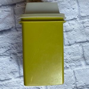 Tupperware PICK A DELI Pickle Olive Keeper Contain